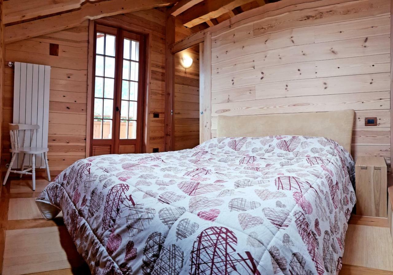 Casa Vacanza In Tipico Chalet Di Montagna Villa Варцо Екстериор снимка