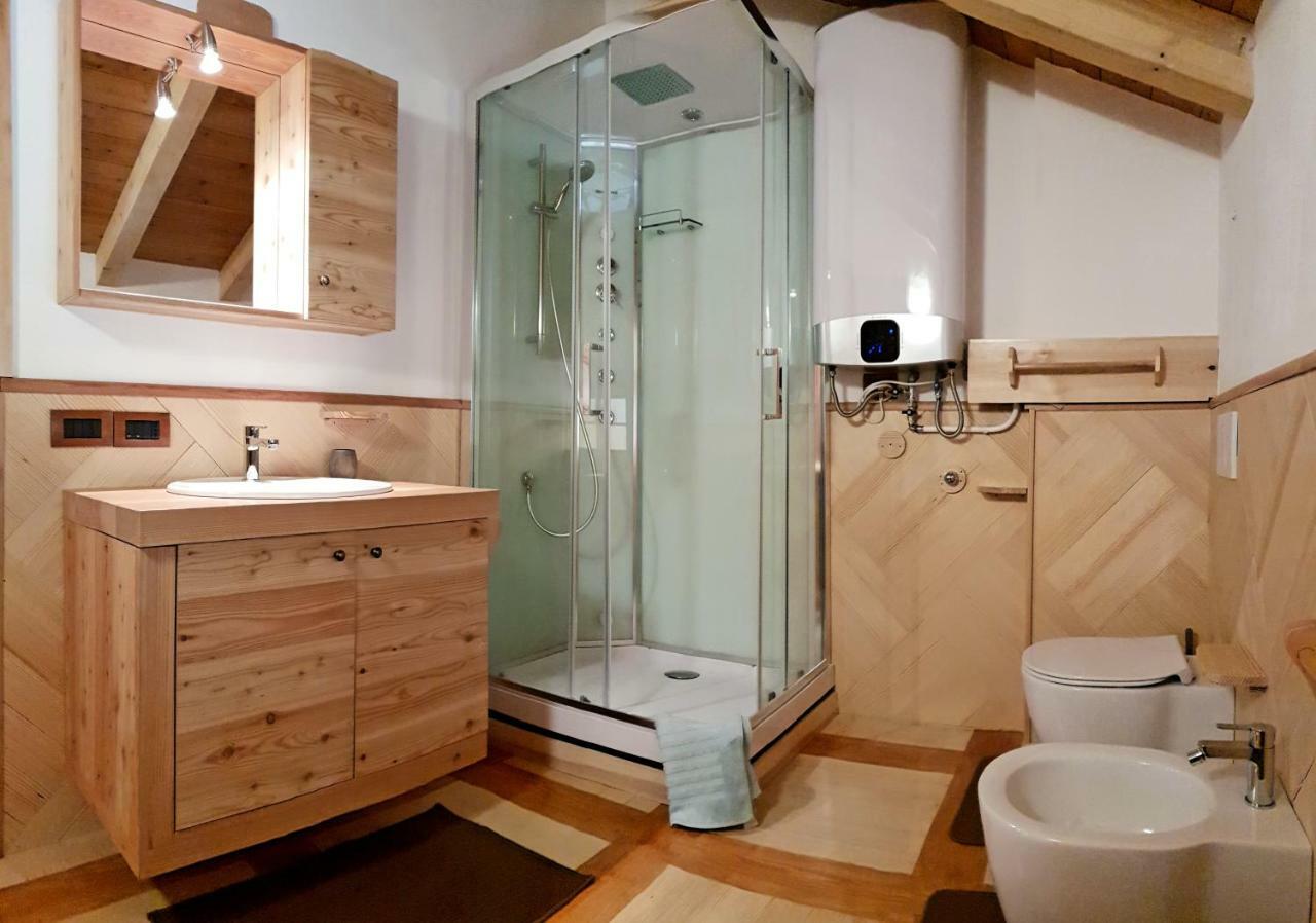 Casa Vacanza In Tipico Chalet Di Montagna Villa Варцо Екстериор снимка